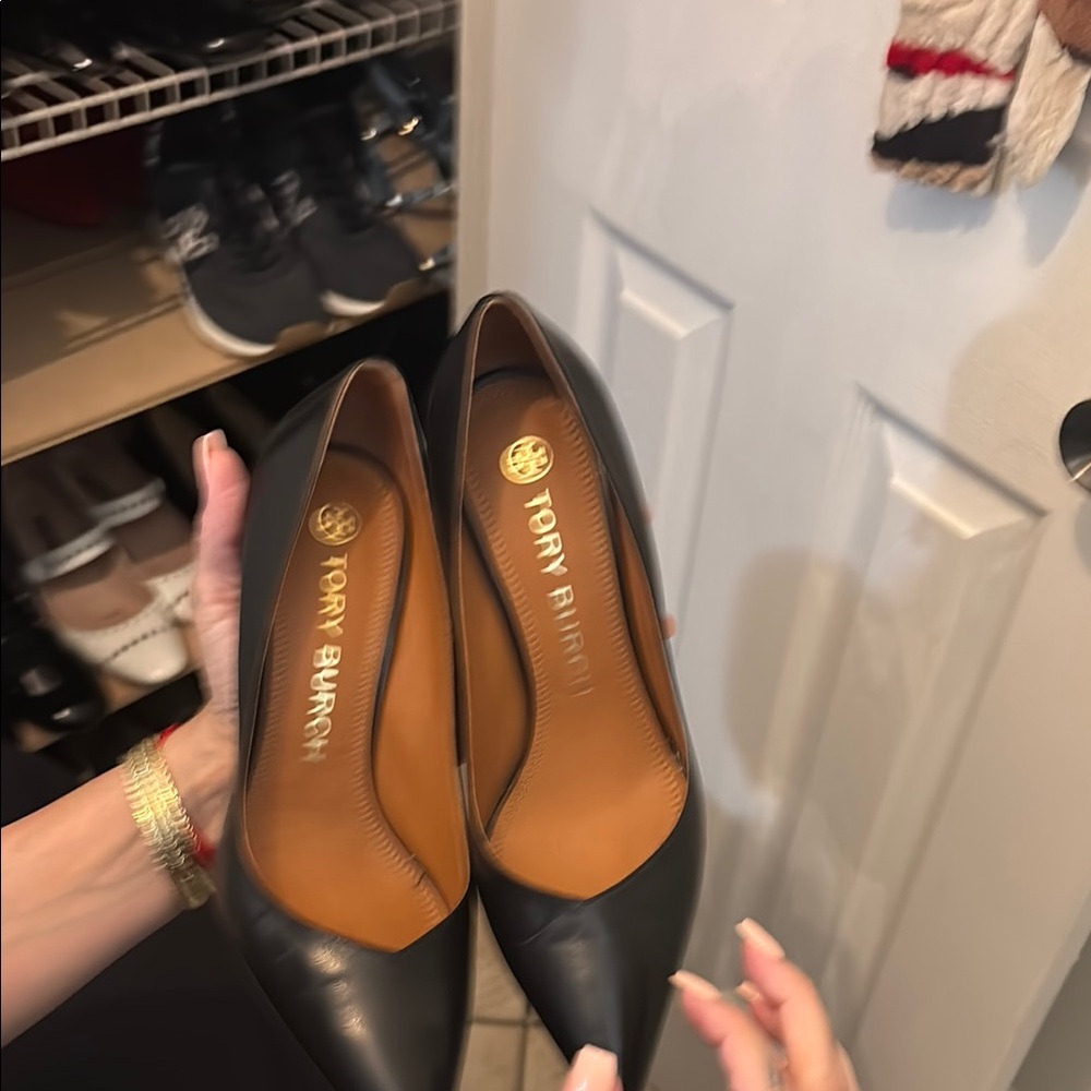 Tory Burch Black Heels Classic Pointed Toe